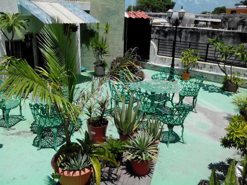 Hotel Y Hostal Casa Risueno Campeche Exterior photo